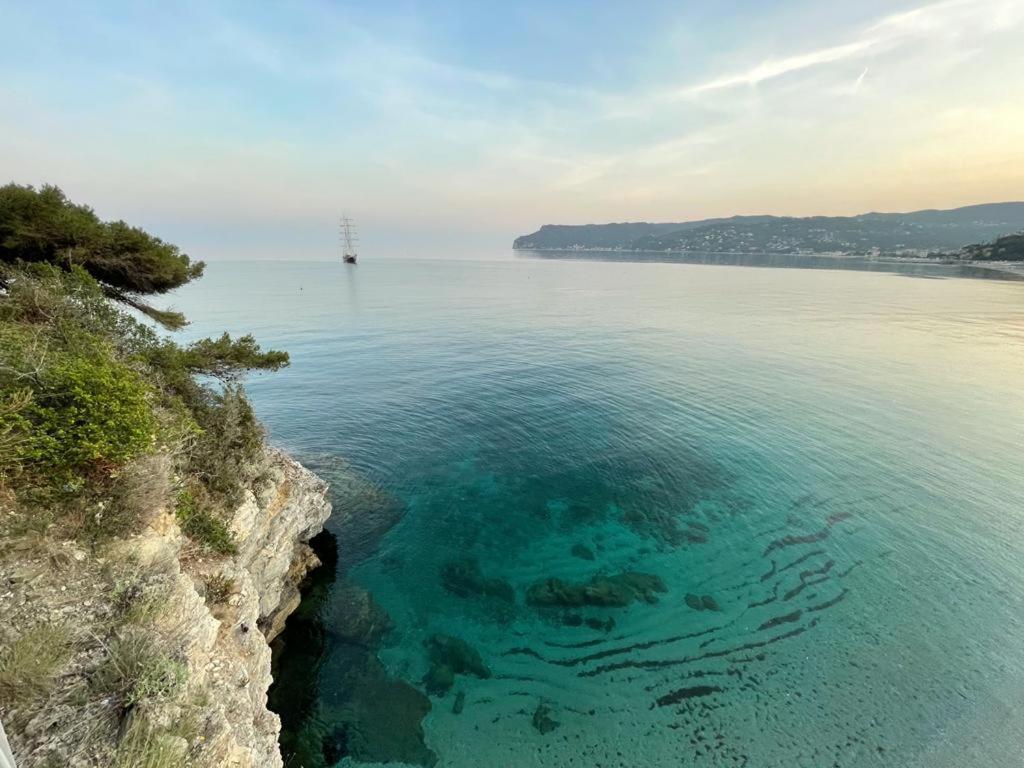 Una Finestra Sul Mare Home 1 Bergeggi Eksteriør billede